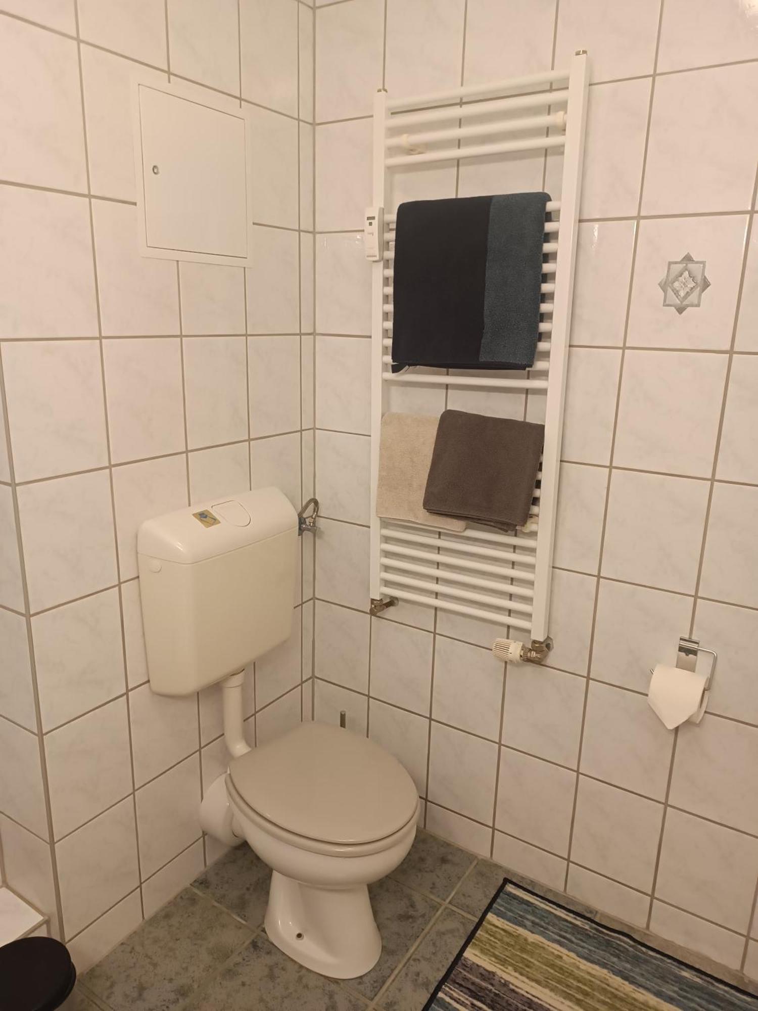 Apartment "Kleine Bleibe" Pirna Exterior foto